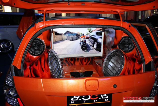 Modifikasi Honda Jazz Club BCCB - HIN Bali 2013 