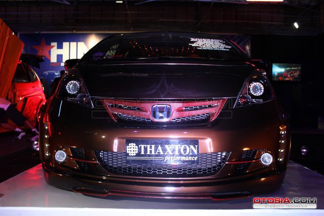 Modifikasi Honda Jazz Mode Parfume HIN Bali 2013 