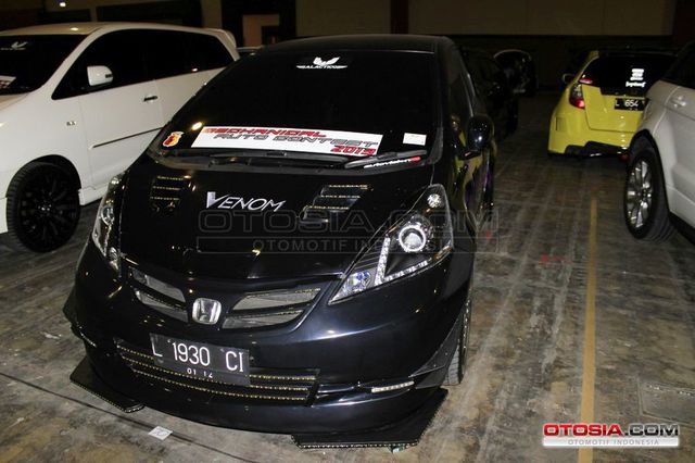 Modifikasi Honda Jazz Venom - Sang City Car Animasi Jawara Dengan Full