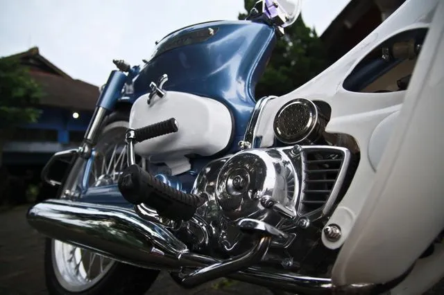 Modifikasi Honda Supercub 800 bergaya StreetCUB 