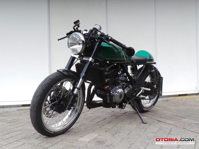 Modifikasi Ninja 250 Cafe Racer - Ninja 250 Cafe Racer 