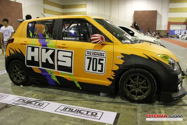 Modifikasi Suzuki Swift GT3 2011 Club Revenge - City car 