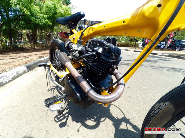 Modifikasi Unik Honda CB Tampil Layaknya BMX - Honda CB 