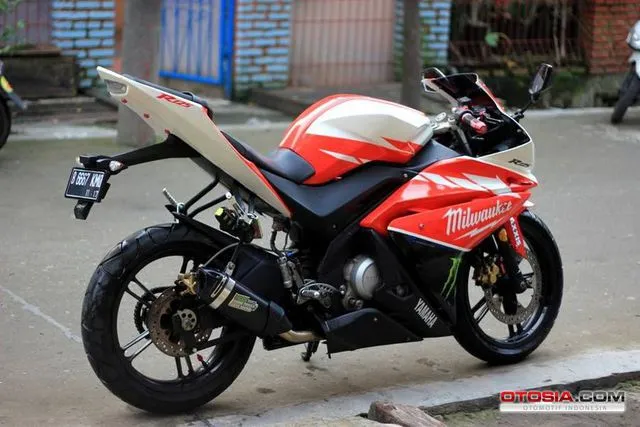 Modifikasi Vixion Tampil YZF-R125 - Vixion Lebih Sporty 