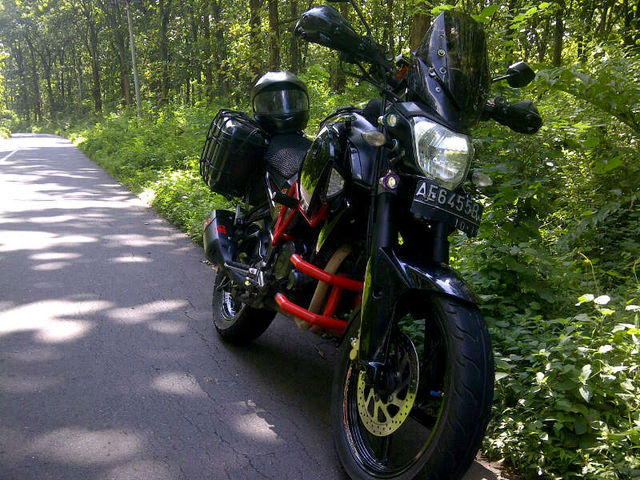Modifikasi Yamaha Byson Model Moge Tennere 650 cc Modifikasi Yamaha Byson Model Moge Tennere 650 cc