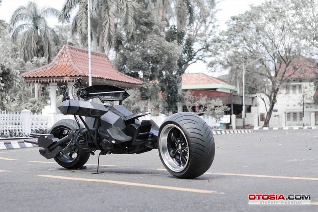  Motor  Batman Buatan  Indonesia  Motor  Batman Versi 