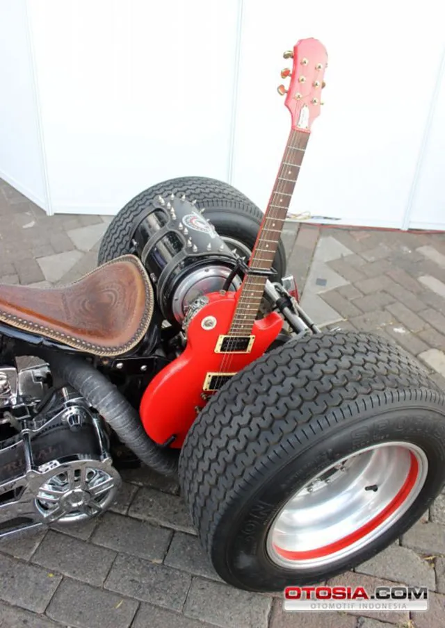 Motor Gede Roda 3 Pemuas Biker dan Rocker - Dahsyatnya 