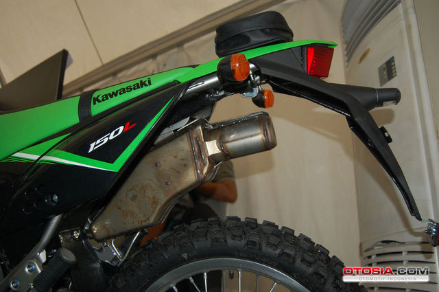 Motor Trail Terbaru Kawasaki - Kawasaki KLX 150L  Galeri 