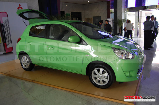 New Mitsubishi Mirage - Pesaing Tangguh Kelas City Car 