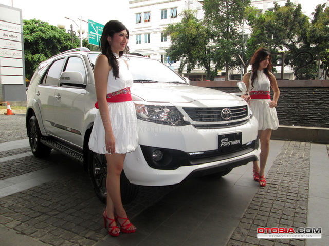 New Toyota Fortuner - New Toyota Fortuner Telah Meluncur 