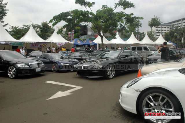 Pameran Mobil Modifikasi Indonesia - Ratusan Mobil 