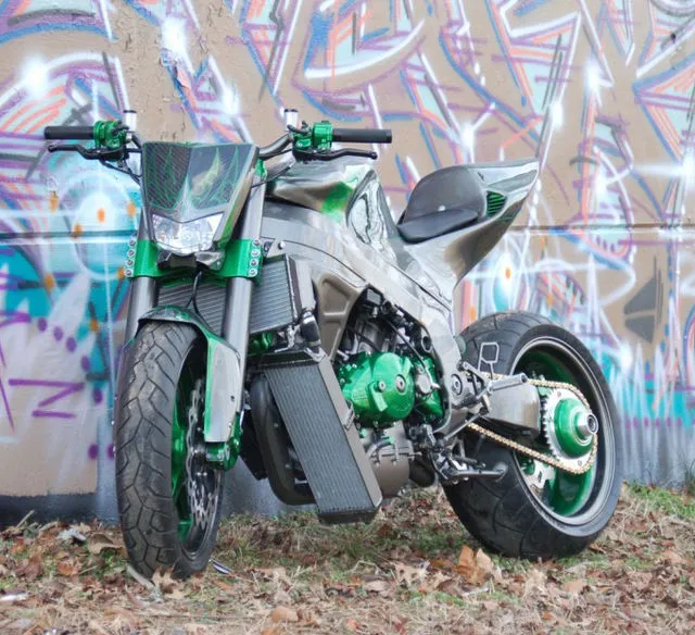 Parade Custom Street Bike Part III - Modifikasi Street 