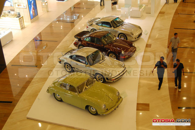 Parade Porsche Classic - Porsche Klasik Yang Dimiliki 