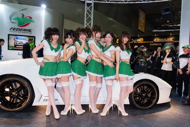 Pesona Gadis Asal Jepang - Yang Tercantik di Tokyo Auto 