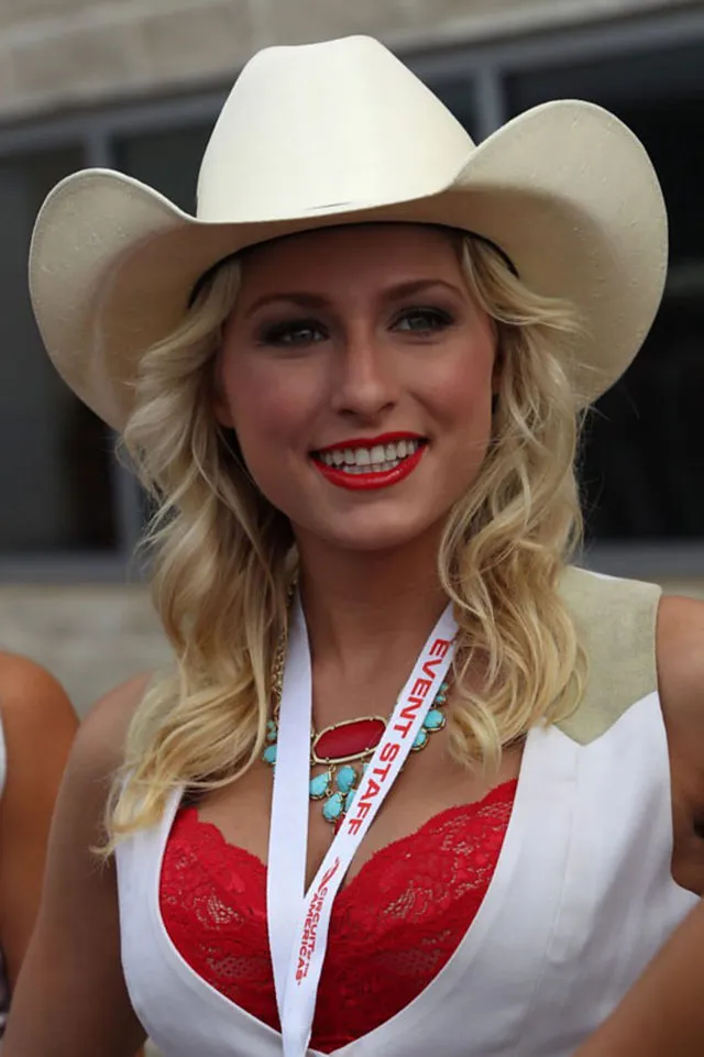 Pesona Kecantikan Gadis GP F1 Amerika - Grid Girls 
