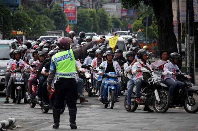 Potret Buram Konvoi Pelajar Usai Ujian Nasional - Potret 