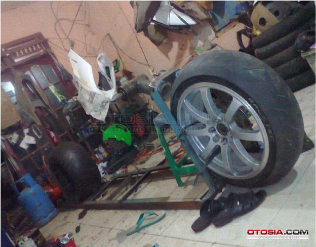 Proses Pembuatan motor Bat PoD - Motor Batman Pertama Kali 