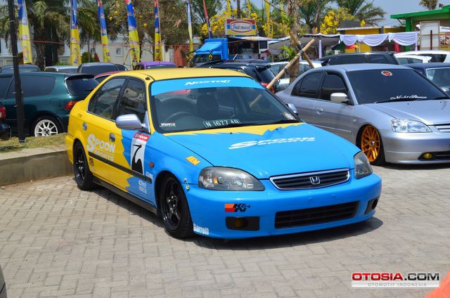 Sedan Retro Spoon Sport  Malang Honda  Civic  Modifikasi  