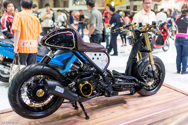 Skutik Honda Zoomer X Modifikasi Cafe Racer - Honda Zoomer 