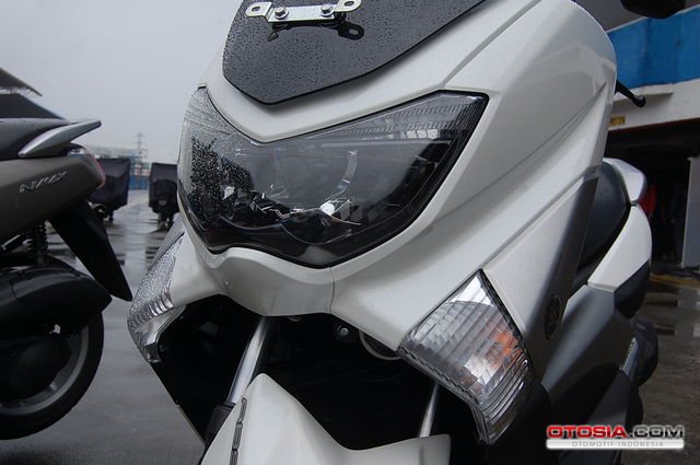 Inilah Beberapa Sebab Harga Yamaha Nmax Lebih Murah Dari Pcx