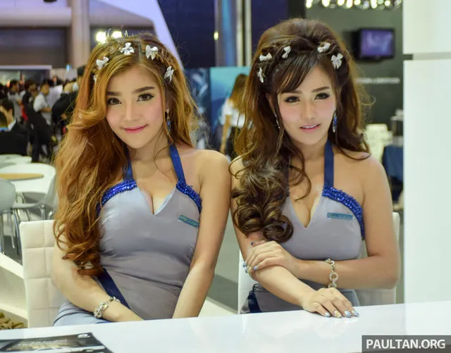 SPG Cantik di Thailand Motor Expo 2015 - Galeri Foto SPG 