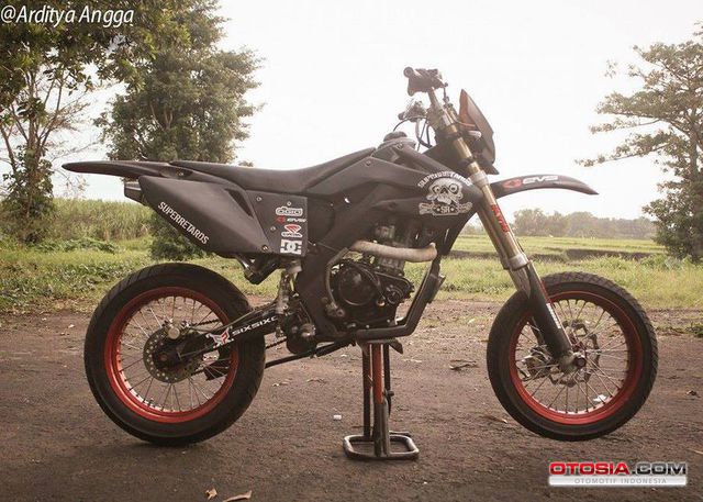  Supermoto  Basic Vixion 2008 Yamaha Vixion Supermoto  dari 