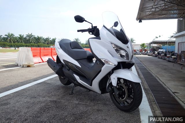 Suzuki Burgman 400 ABS Model 2018 - Detail Matic Bongsor 