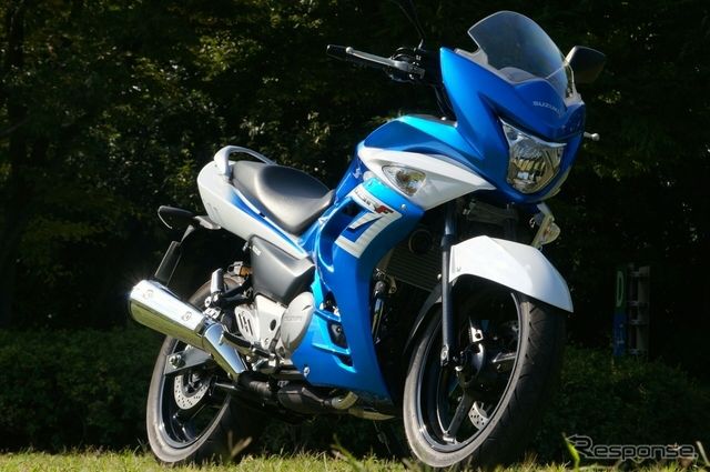 Suzuki GSR250F 2015 - Penantang Baru di Kelas 250cc 