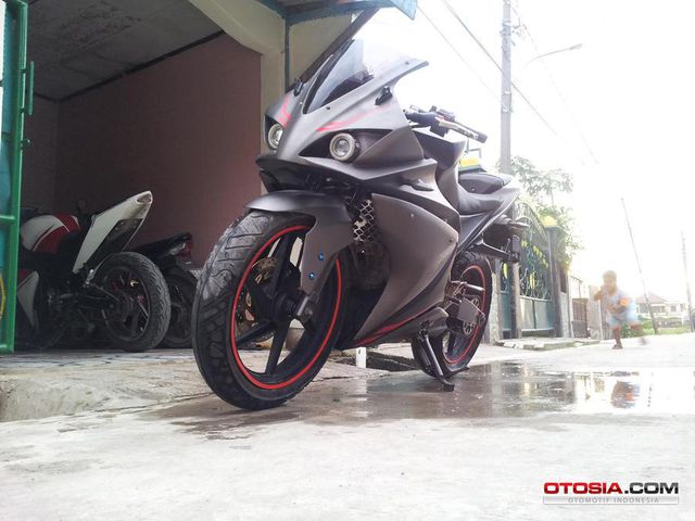 Tampilan Vixion Semakin Sporty dan Elegan - Vixion Tampil 