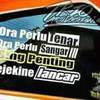Ini Dia Pesona Dari Truk Selain Tulisan Di Bak Belakang