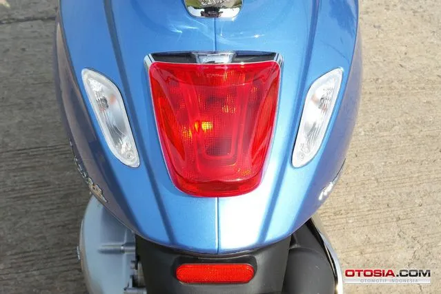 vespa_primavera 20140602 009 otosia