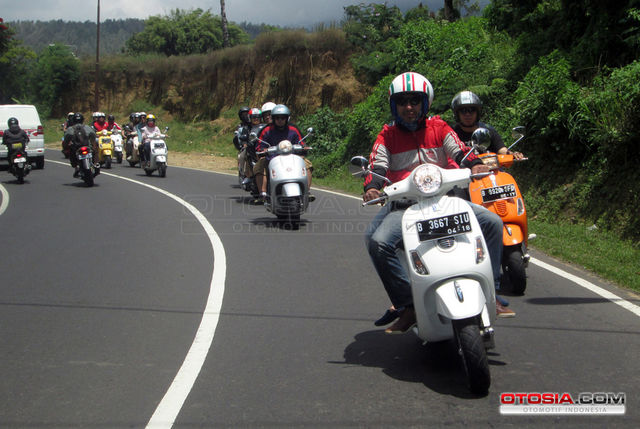 Vespa Weekender Vespanorama Bali - Konvoi Bareng Vespa 