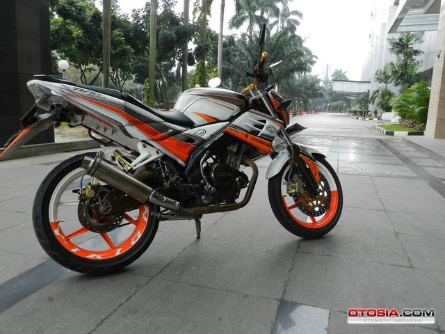  Vixion  Minimalis Mentereng Terinspirasi Logo YVCI  Vixion  