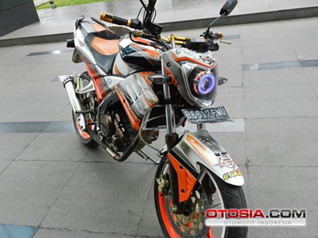 Si Slash, Vixion Minimalis Mentereng  Otosia.com