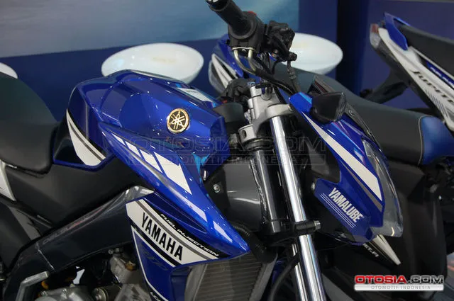 Yamaha Edisi Spesial MotoGP Livery - Yamaha Tampil Beda 