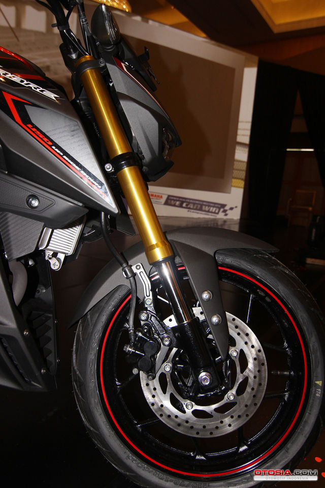 Yamaha Xabre Motor Naked Terbaru - Detail Tampilan Yamaha 