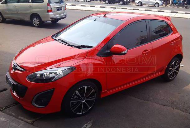 Jual Mobil Mazda 2 Hatchback R A T 1 5 Bensin 13 Jakarta Pusat Otosia Com