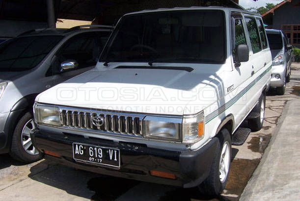 Jual Mobil Toyota Kijang Super Bensin 1990 Malang Otosia Com