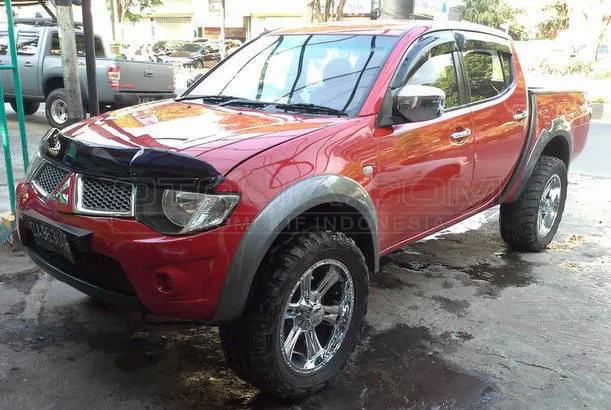 Jual Mobil Mitsubishi Strada Triton Gls Solar 2010 Malang Otosia Com