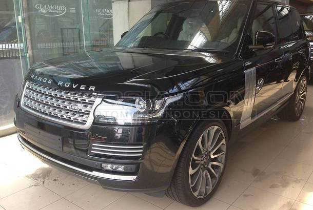 Jual Mobil Land Rover Range Rover Vogue 5 0l A T Bensin 2014 Jakarta Selatan Otosia Com