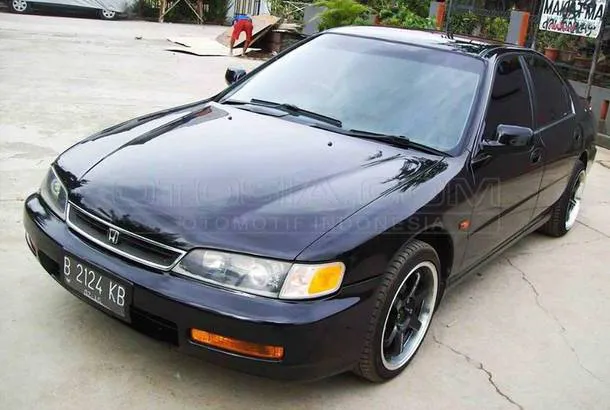 Jual Mobil Honda Accord Cielo Vtec Bensin 1997 Jakarta Timur Otosia Com