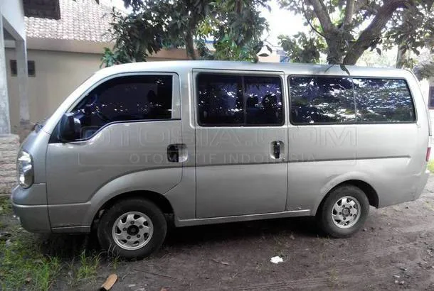 Jual Mobil Kia Travello Diesel Solar 2006 Semua Kota Otosia Com