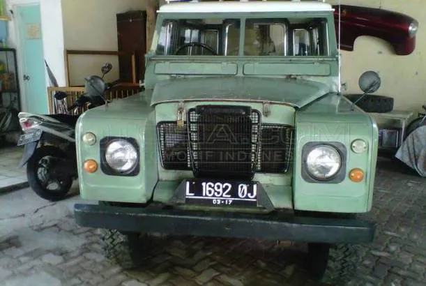 Jual Mobil Land Rover Defender 110 Tdi 200 Solar 1971 Surabaya Otosia Com