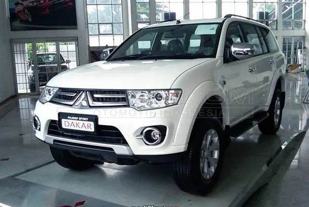 Jual Mobil Mitsubishi Pajero Sport Dakar 4x2 Diesel Solar 2014 Jakarta Selatan Otosia Com