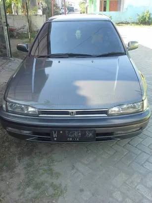 Jual Mobil Honda Accord Maestro 2 0 Bensin 1993 Surabaya Otosia Com