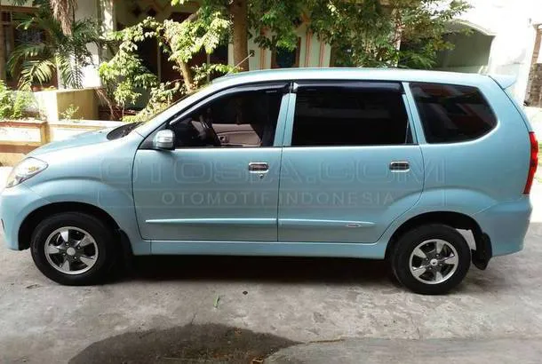 Jual Mobil Daihatsu Xenia Xi Vvt I 1 3 Bensin 2006 Bekasi Otosia Com