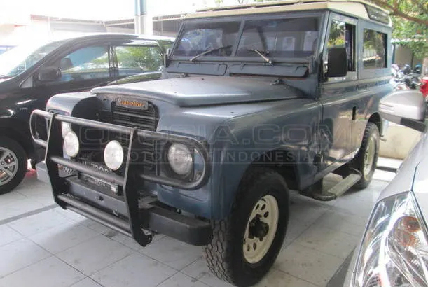Jual Mobil Land Rover Defender 110 Tdi 200 Solar 1979 Semarang Otosia Com