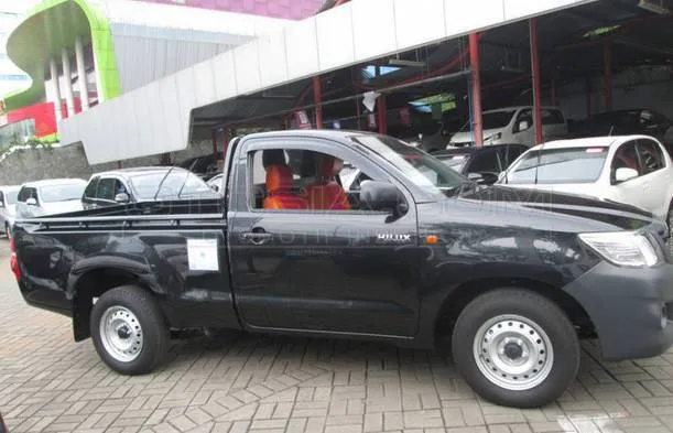 Jual Mobil Toyota Hilux 2 5 Solar 2014 Jambi Otosia Com