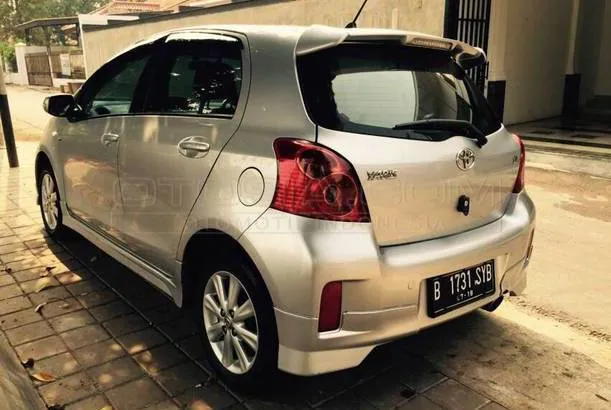 Jual Mobil Toyota Yaris E A T Bensin 2013 Jakarta Selatan Otosia Com