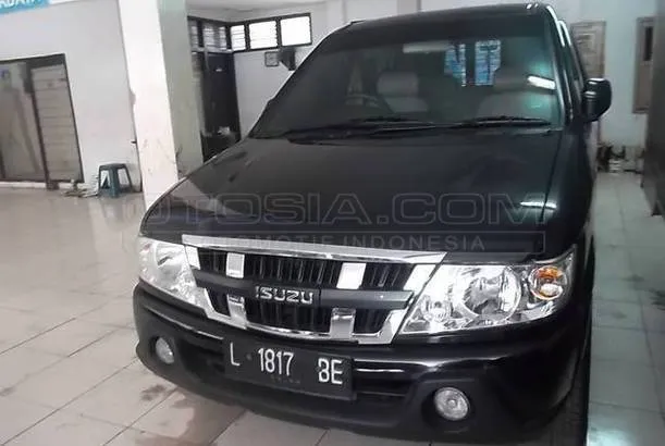 Jual Mobil Isuzu Panther Lv Solar 2011 Surabaya Otosia Com
